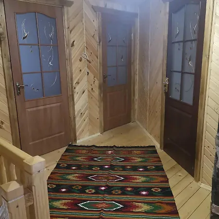 карпатський світанок Nyaraló